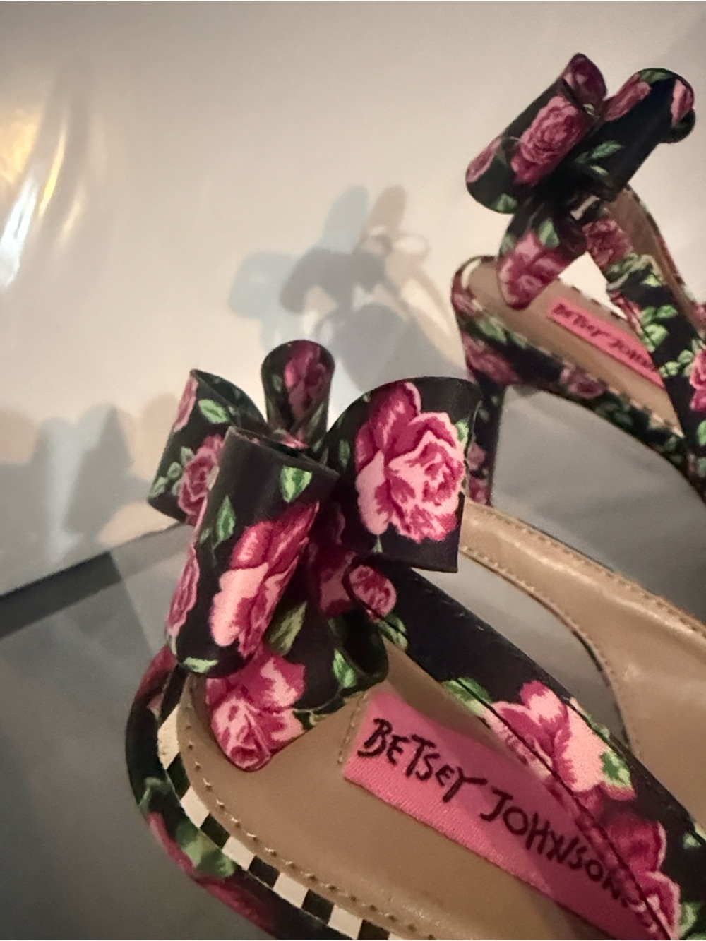 Betsey Johnson Black Floral Pointed-Toe Slingback Heels with Pink Roses - Picture 9 of 10